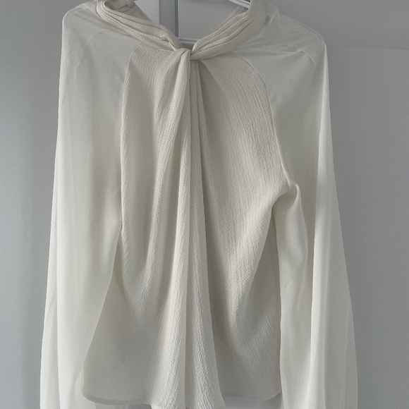 White Blouse W/ Button Collar - Size M - Picture 1 of 3